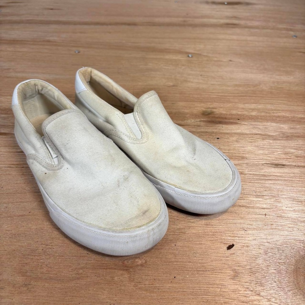 Lugz Clipper Womens 6.5‎ Slip On Sneakers Off White Canvas WCLIPRC-100 Shoes